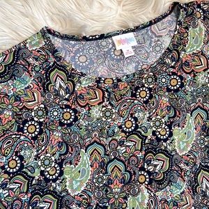 Lularoe medium Irma shirt coral navy white green